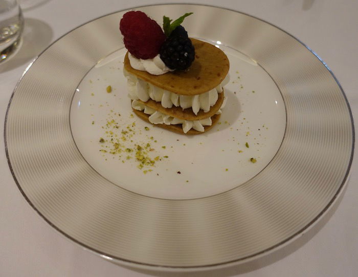 Etihad First Class Lounge - Abu Dhabi, UAE