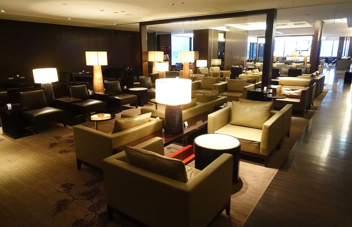 JAL First Class Lounge - Tokyo, Japan
