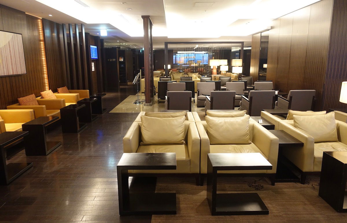 JAL First Class Lounge - Tokyo, Japan