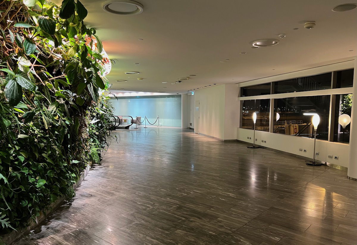 Qantas First Lounge - Sydney, Australia