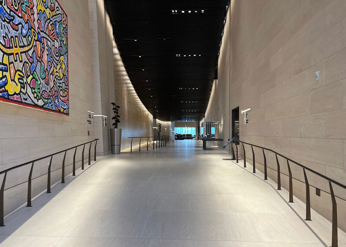 Al Safwa First Class Lounge