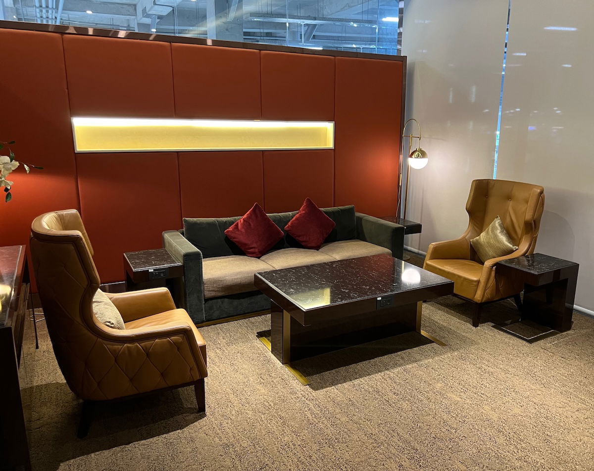 Royal First Lounge - Bangkok, Thailand