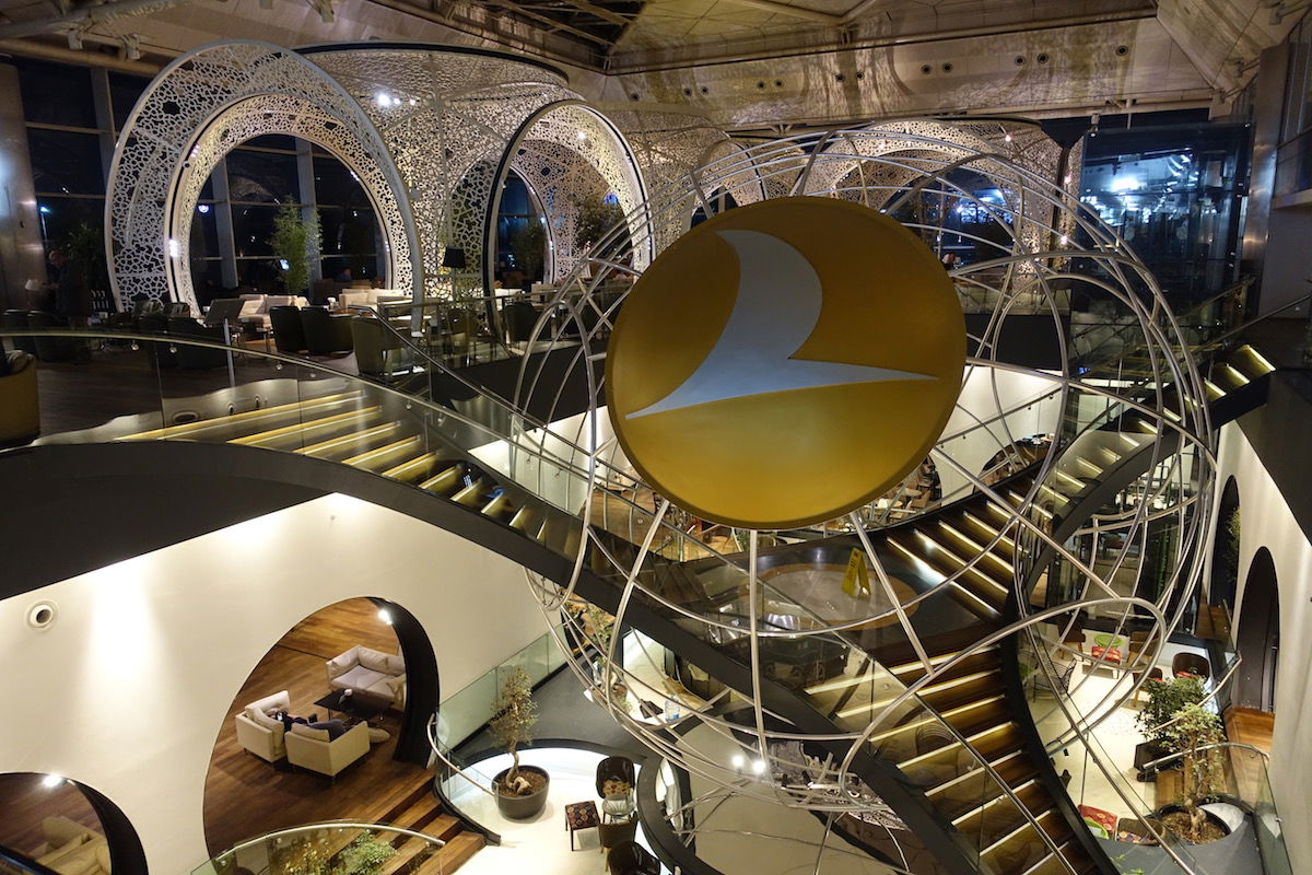Turkish Airlines Lounge Istanbul - Istanbul, Turkey
